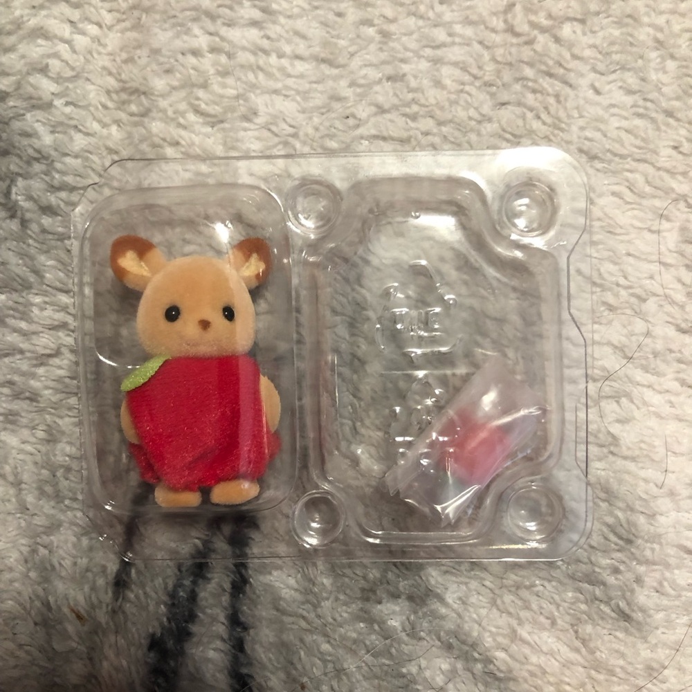 Baby forest costume calico critter blind bag